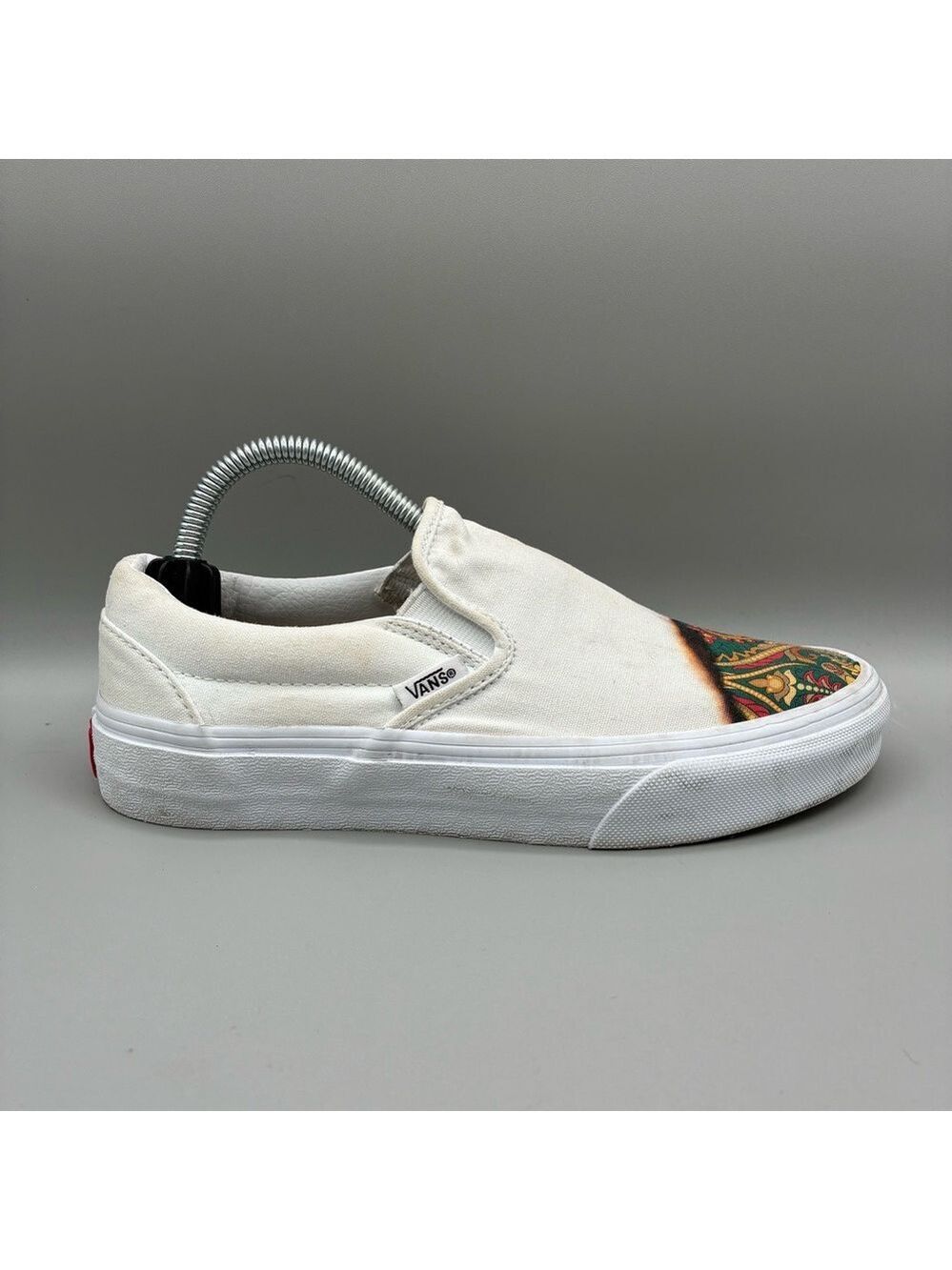 Vans Classic Slip On Sneakers Women’s 6 Big Reveal White Paisley VN000XG8AZQ